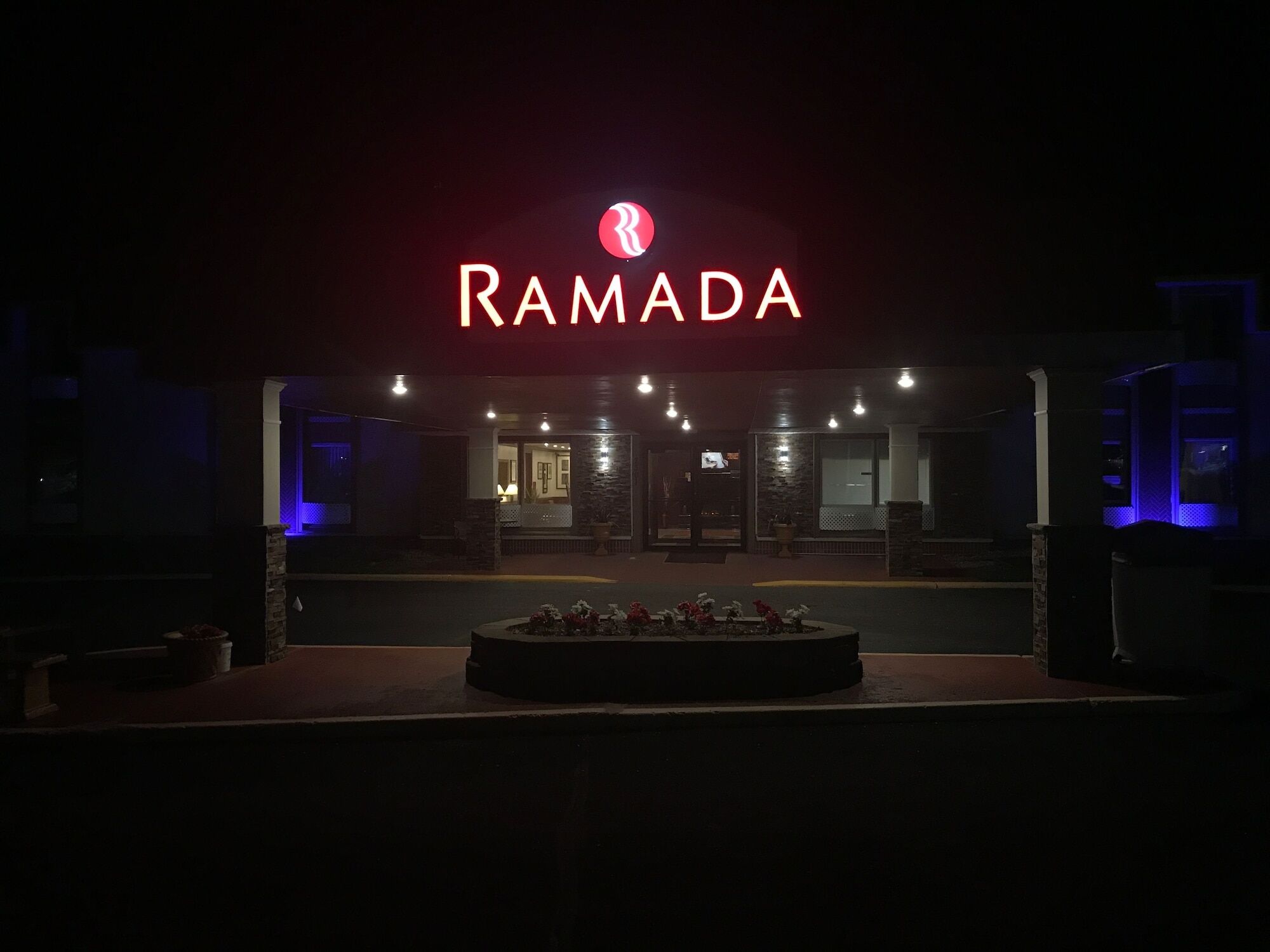 Ramada By Wyndham Albert Lea Exterior foto